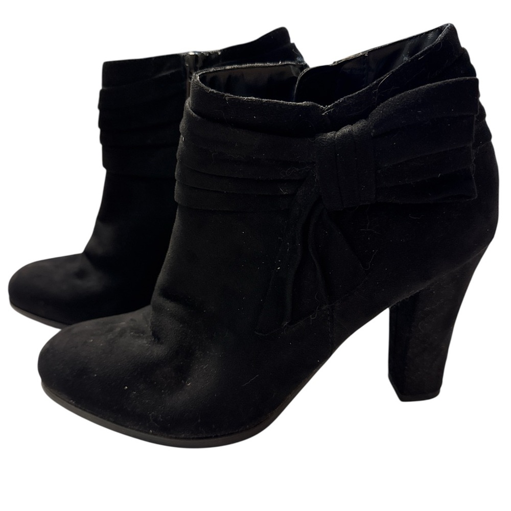 Women's Black Ankle Boots size 9 EUC